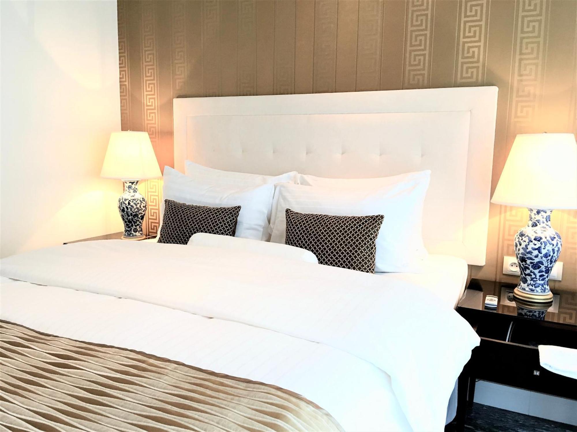 Mondrian Luxury Suites & Apartments Market Square I Warschau Kamer foto