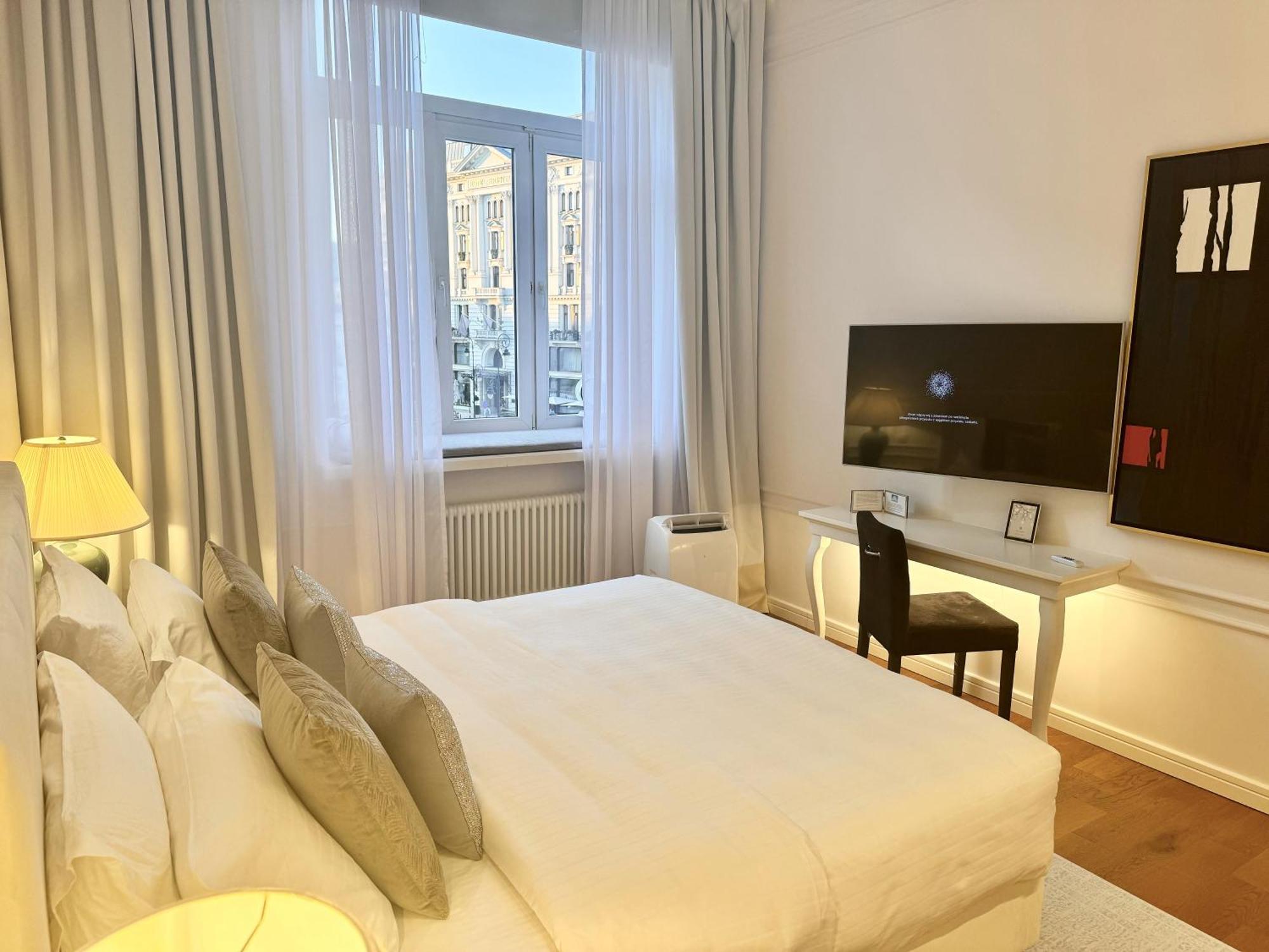 Mondrian Luxury Suites & Apartments Market Square I Warschau Kamer foto